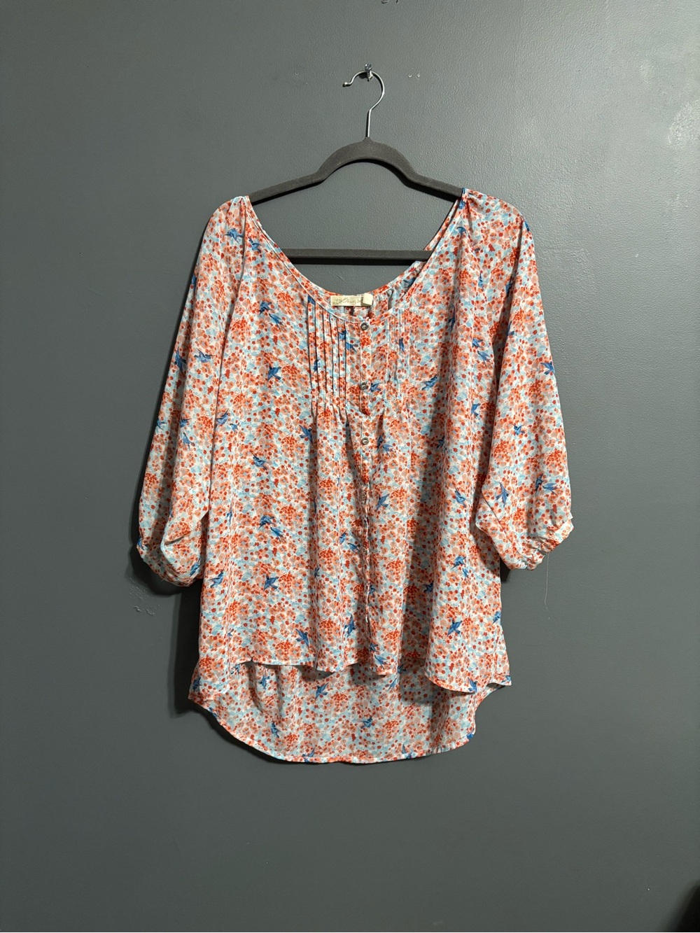 Liberty Love Floral & bird boho Button Front Pleated accent flowy Blouse 2XL